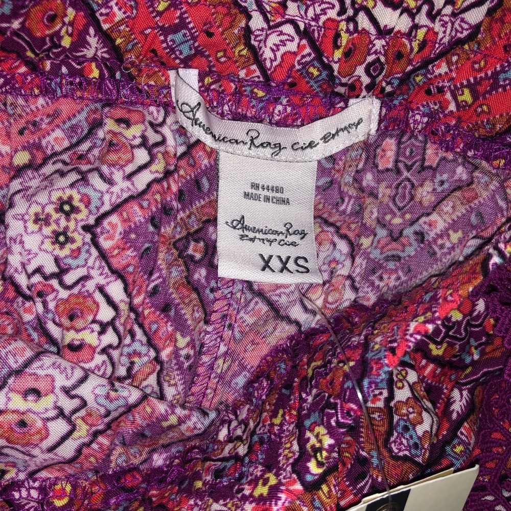 American Rag Loose Shorts - Picture 4 of 4